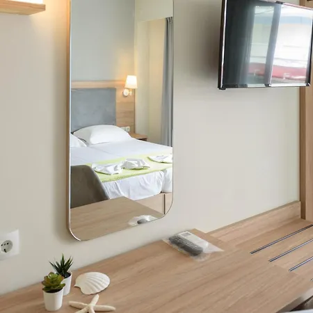 Regina Mare Hotel 3*