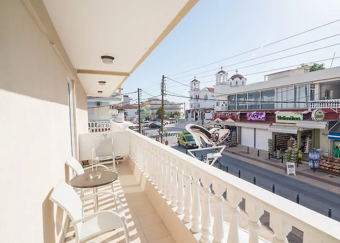 Regina Mare 酒店 卡泰里尼